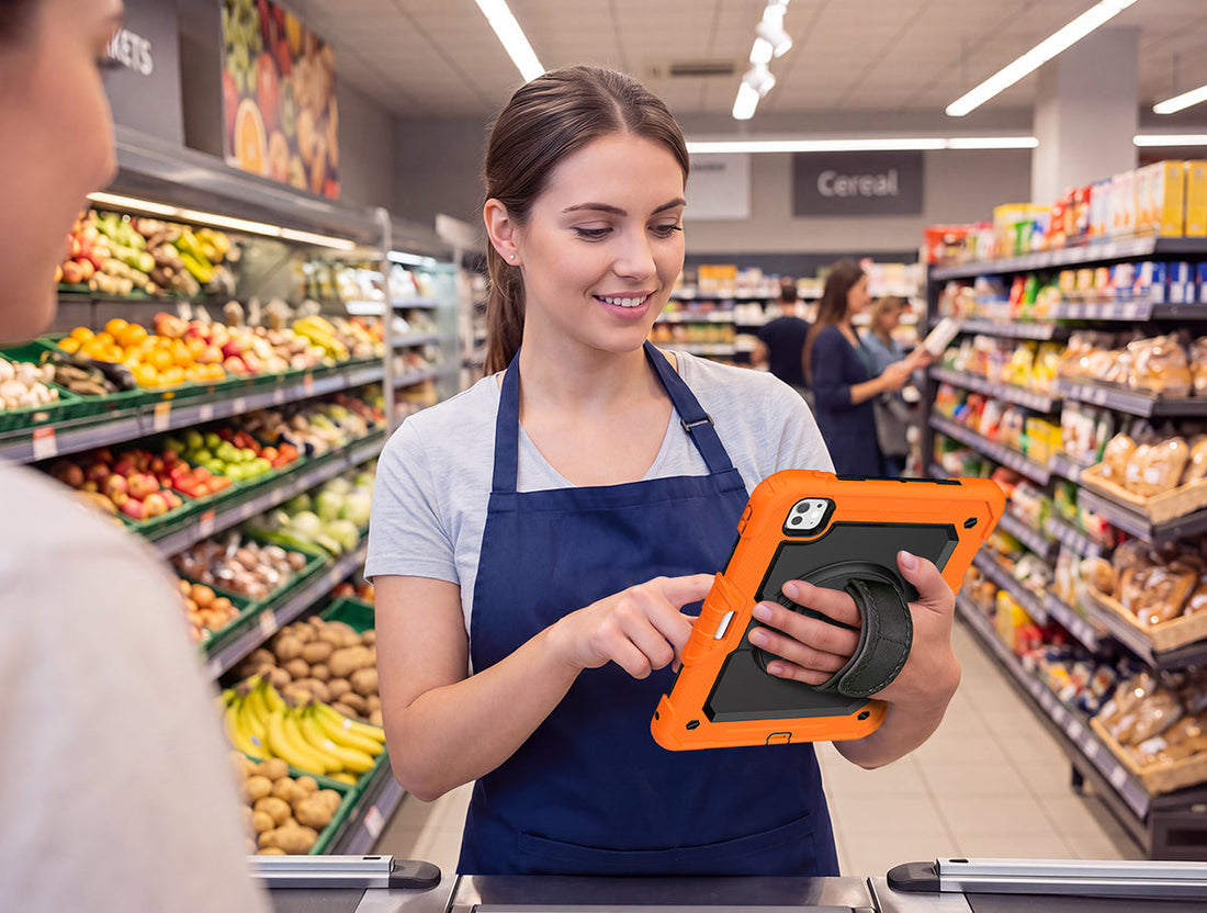 How Retail Employees Use Tablets During a Shift